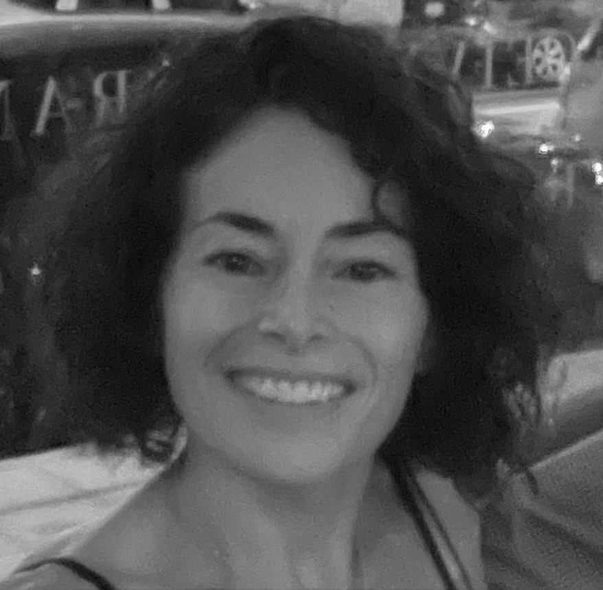 Adriana Rojas (MAUD ’01)