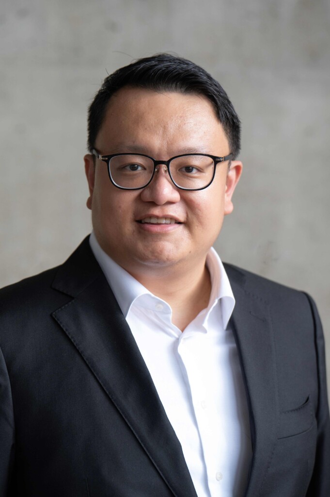headshot of Ming Hong Choi
